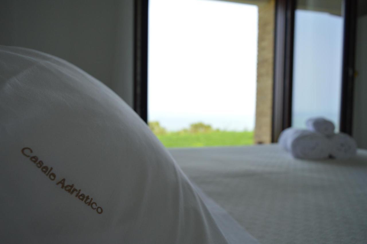 Casale Adriatico B&B Pineto Bagian luar foto